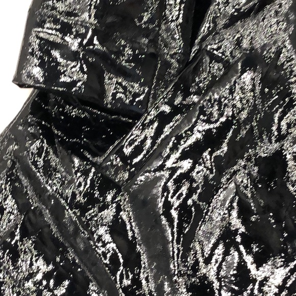 Aston Street raincoat - Picture 5 of 14